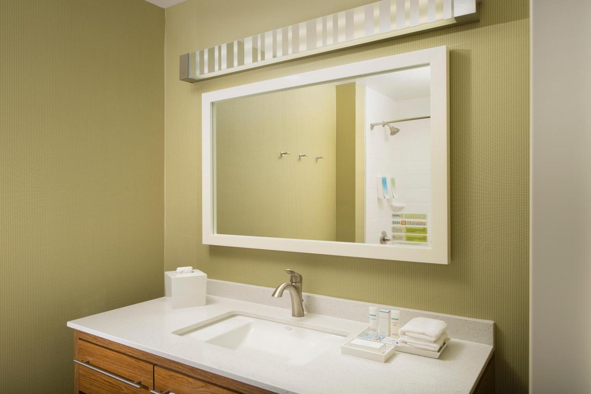Home2 Suites By Hilton Denver International Airport Exterior foto
